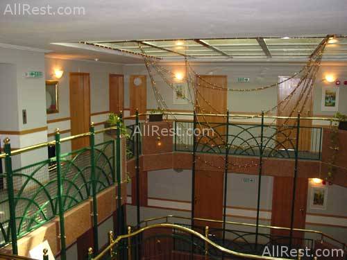 Glazne Hotel 8